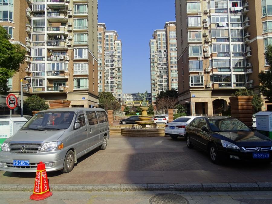 上海市宝山区大华公园世家康华苑7栋2F 