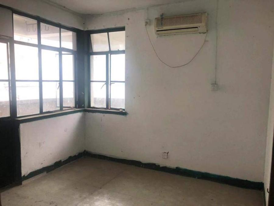 上海市徐汇区陇南小区徐汇秀水苑39栋3F 