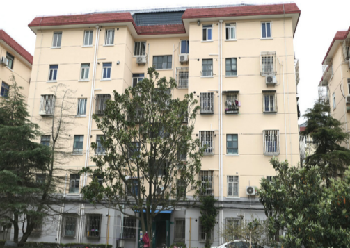 上海市浦东新区界龙花苑内5栋6F 