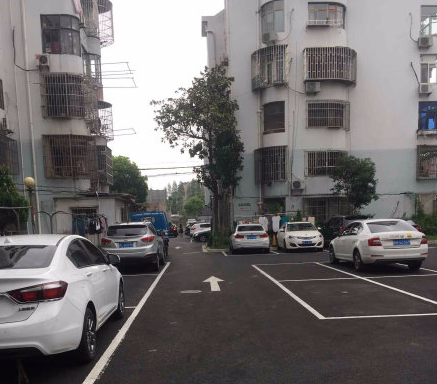 上海市浦东新区申华公寓14栋1F 