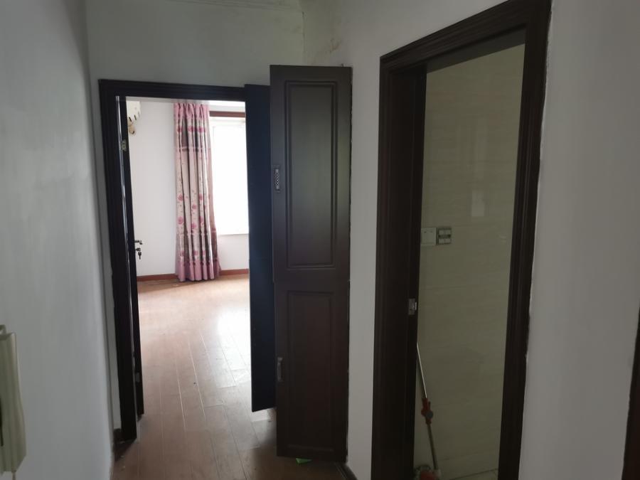 上海市宝山区宝祥新苑25栋1F 