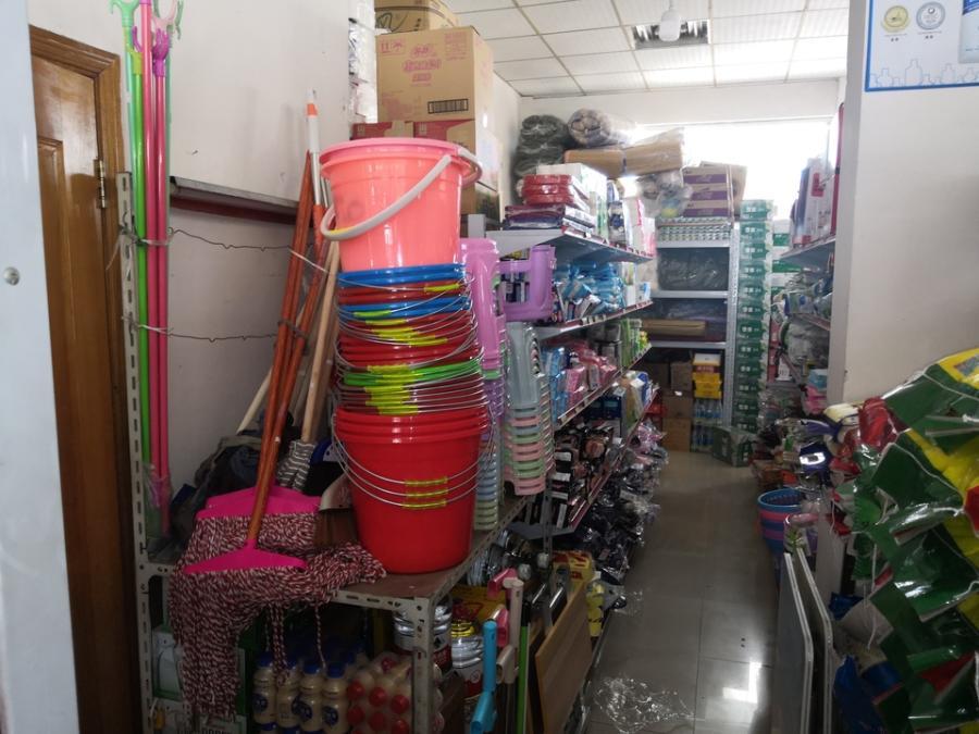 上海市嘉定区欢仔生活超市宝钱公路5002弄158栋1F、3F 