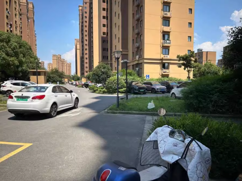 上海市松江区佘北家园康桂苑5栋3F 