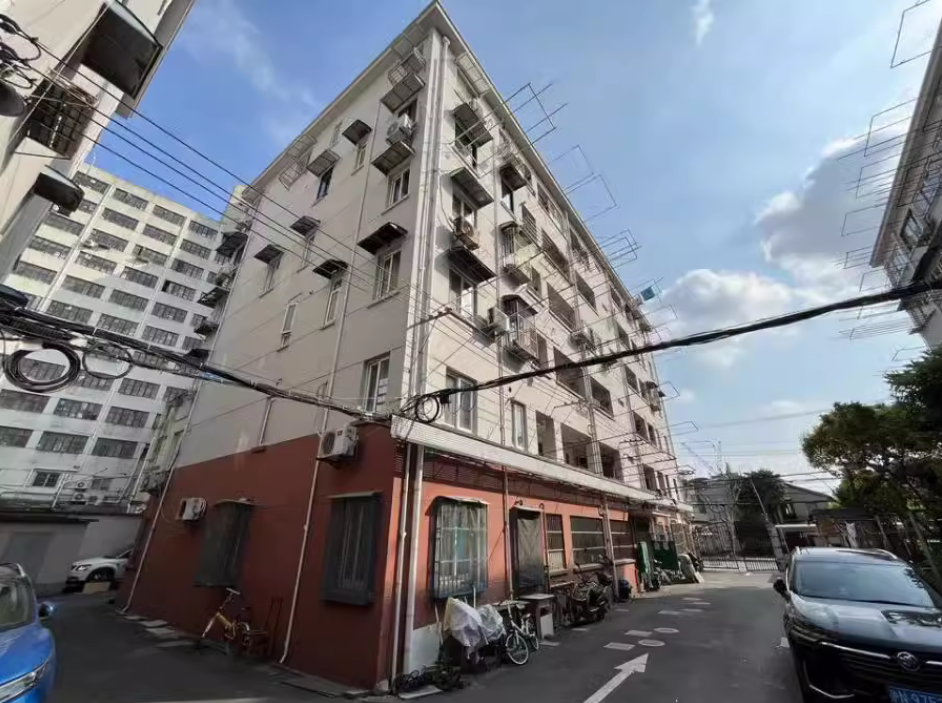 上海市杨浦区隆昌路88弄小区2栋6F 