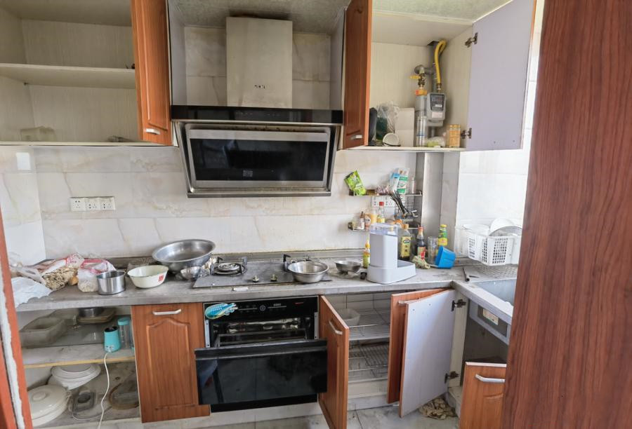 上海市宝山区中冶尚园18栋10F 