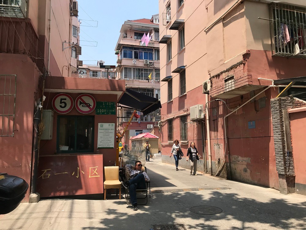 上海市普陀区石泉一村24栋6F 