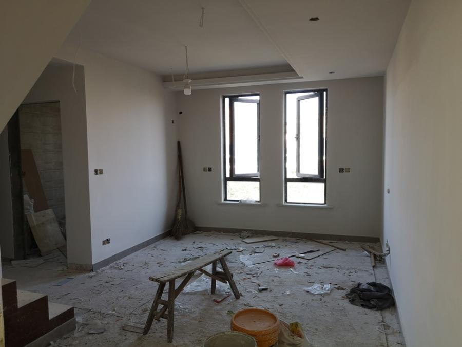 上海市金山区枫岸华庭128栋6F 