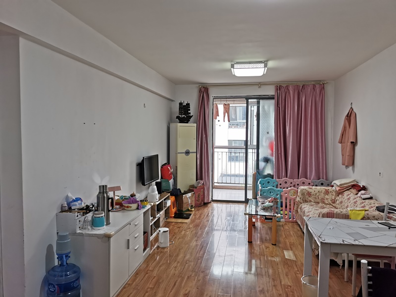 上海市闵行区世博家园十五街坊16栋3F 