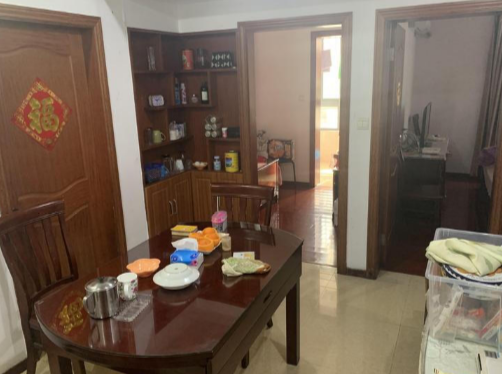 上海市宝山区馨佳园1栋1F 