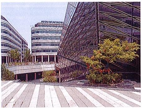 上海市闵行区虹源盛世中心华漕镇147街坊地块及在建工程 