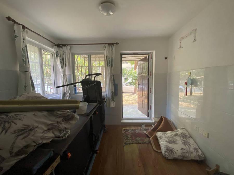 上海市浦东新区莲溪六村7栋1F 