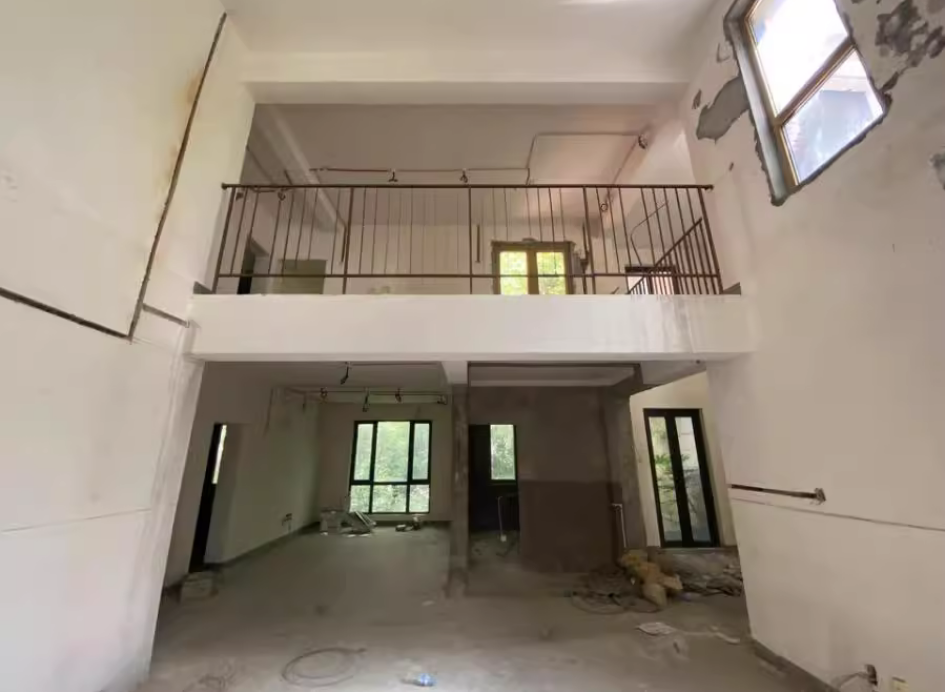 上海市宝山区保利叶上海西区168栋1-3F 