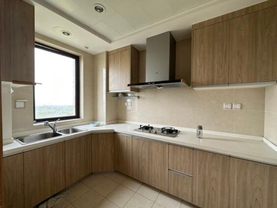 上海市奉贤区绿地无双23栋20F 