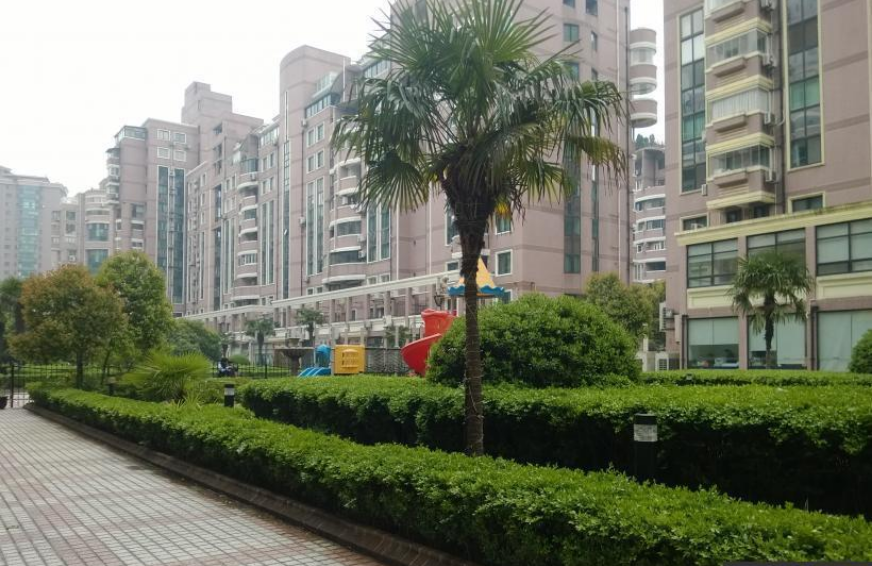 上海市长宁区巴黎花园9栋5F 