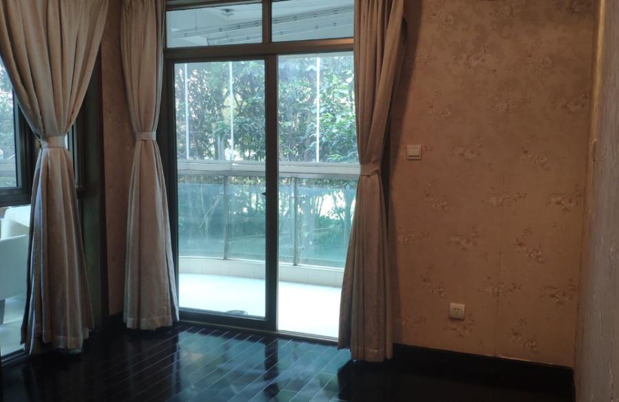 上海市徐汇区天合雅园2栋1F 