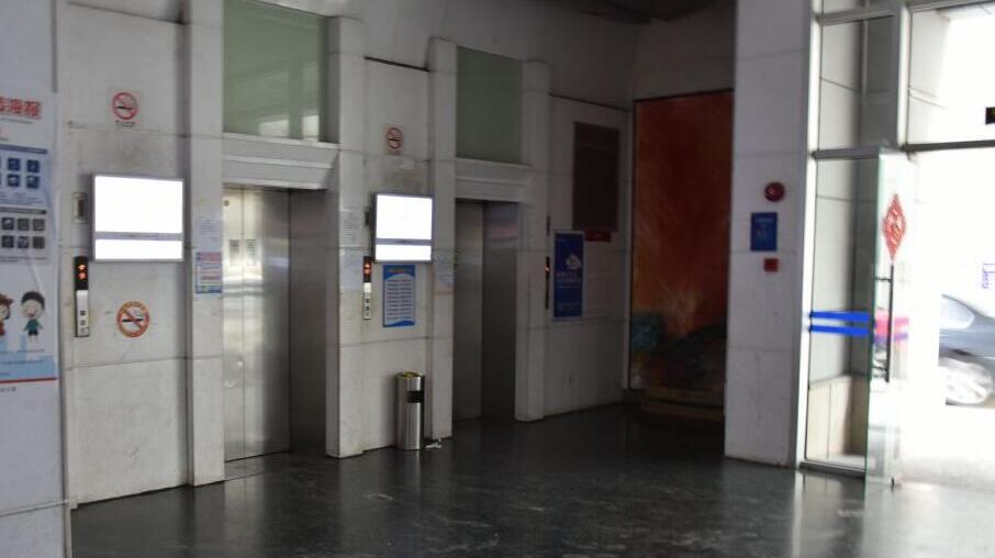 上海市虹口区元和投资大厦300栋3F及车位 