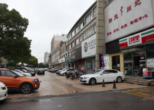 上海市浦东新区博佳花园沿街商铺城南路35栋 