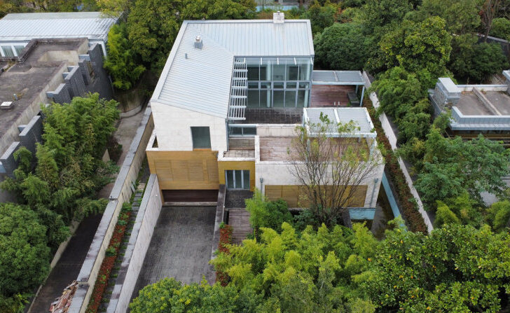 上海市松江区中凯曼荼园佘山镇2340栋全幢 