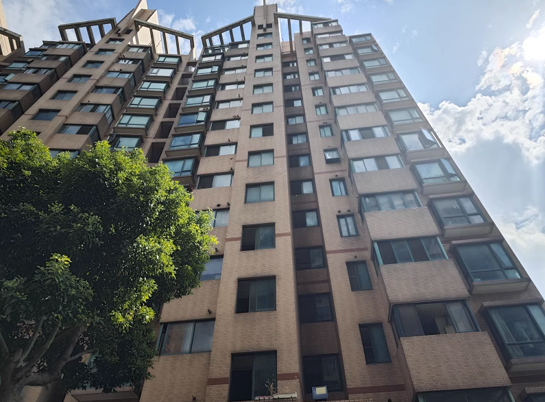 上海市青浦区运杰城市花园55栋8F 