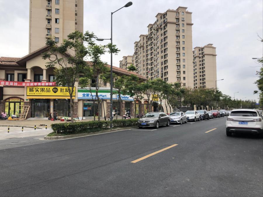 上海市崇明区幸筑华庭19栋18F 