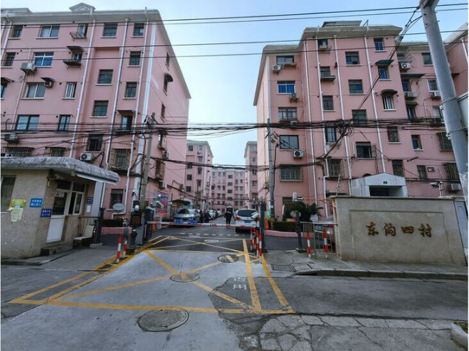 上海市浦东新区东沟四村3栋3F 