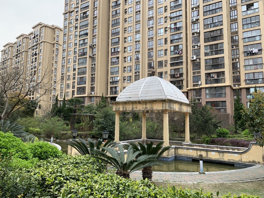 上海市浦东新区环球翡翠湾花园197栋13F 