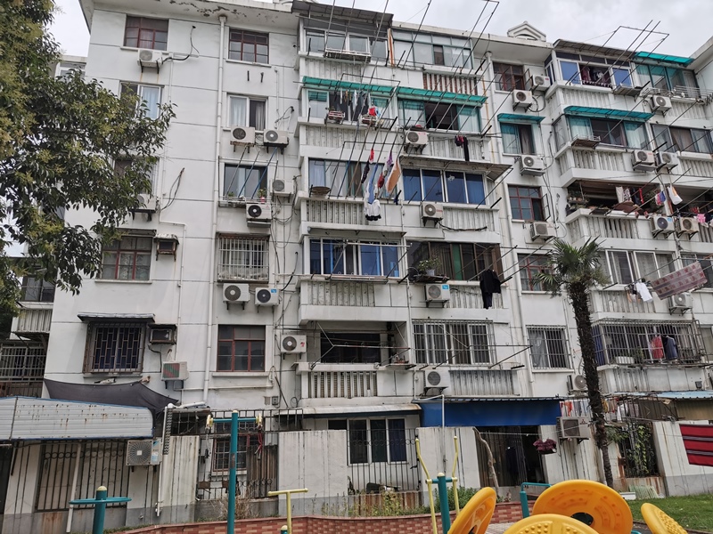 上海市嘉定区李园一村20栋2F 