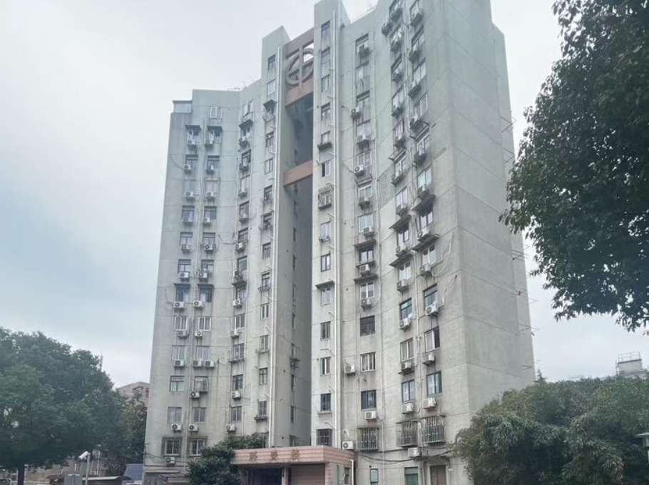 上海市静安区星纪花苑2栋5F 