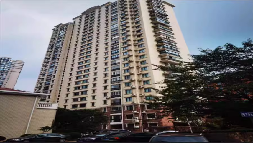 上海市徐汇区鑫国家园82栋1F 