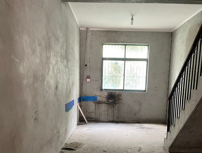 上海市浦东新区莎海惠晨苑惠南镇650栋 