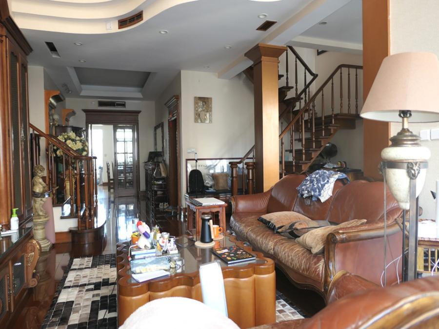 上海市长宁区鉴赏新华77栋11F 