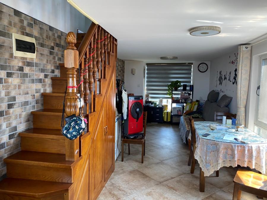 上海市宝山区上坤乐城17栋12F 