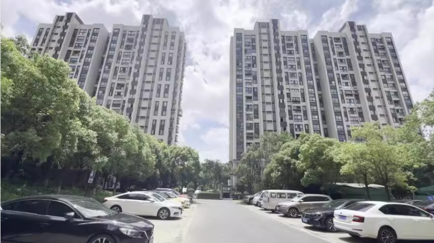 上海市嘉定区外冈雅苑21栋2F 