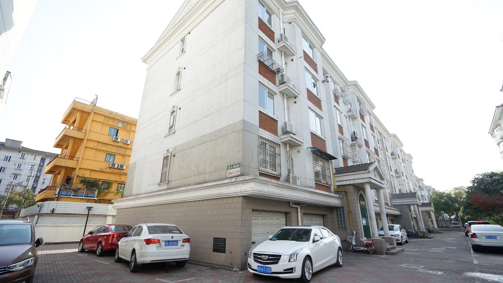 上海市嘉定区嘉宏公寓17栋5F 