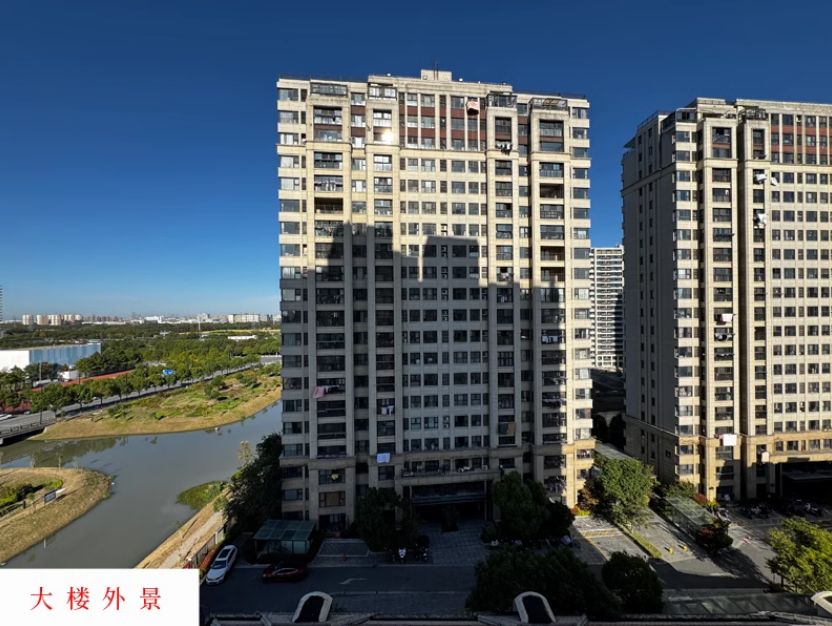 上海市嘉定区绿地天呈105栋20F 