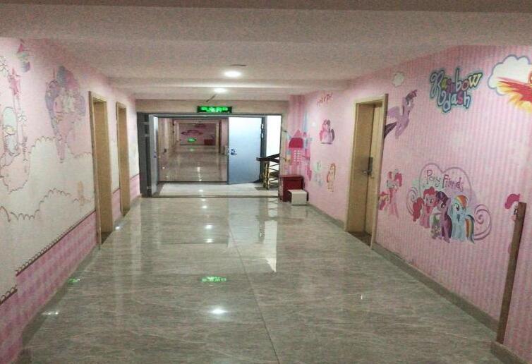 上海市浦东新区上海浦东国际汽配物流城川图路302栋1F 