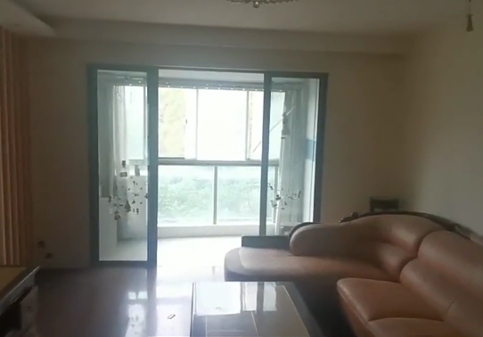 上海市宝山区经纬阳光水岸家园79栋3F及车位 