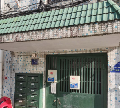 上海市奉贤区弯弯新村7栋6F 