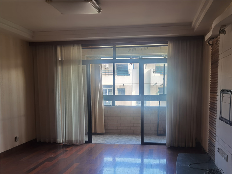 上海市闵行区和嘉公寓4栋6F 