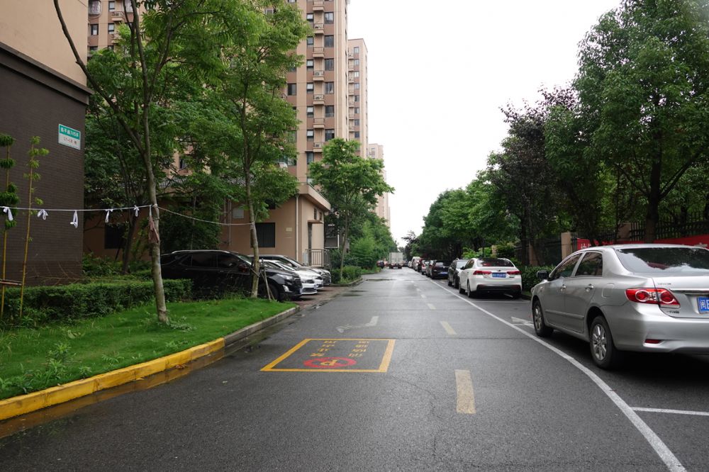 上海市宝山区美罗家园宝欣苑二村18栋1F 