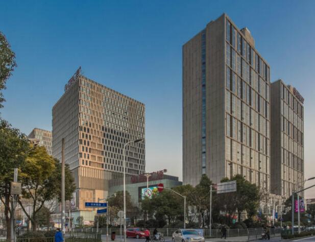 上海市宝山区宝山万达928栋19F 