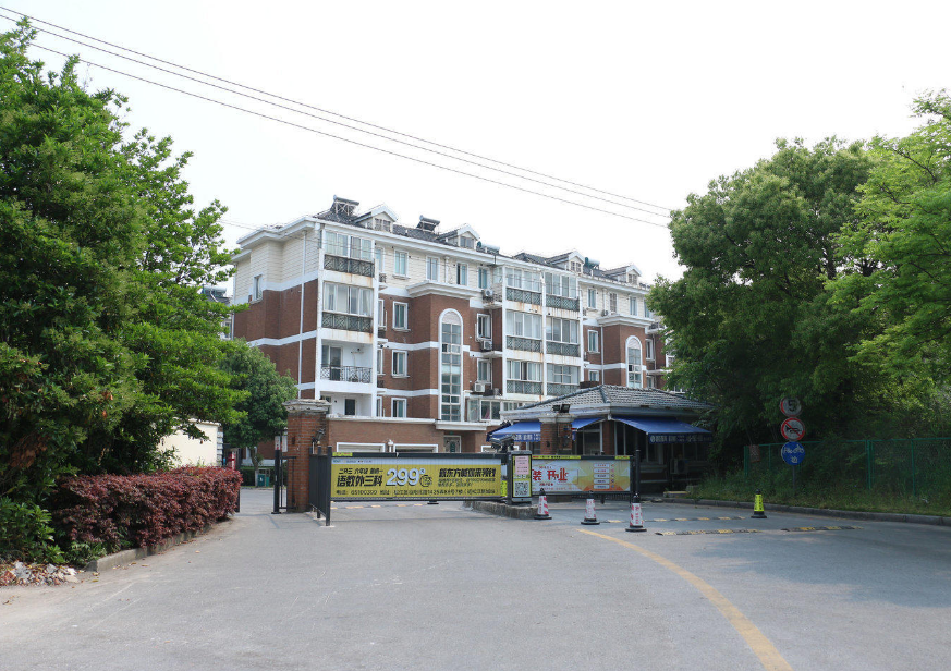 上海市松江区放生池花园249栋3F 