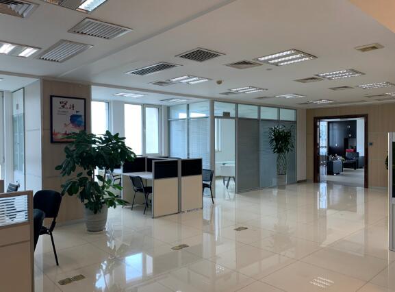 上海市杨浦区财富国际广场39栋17F
 