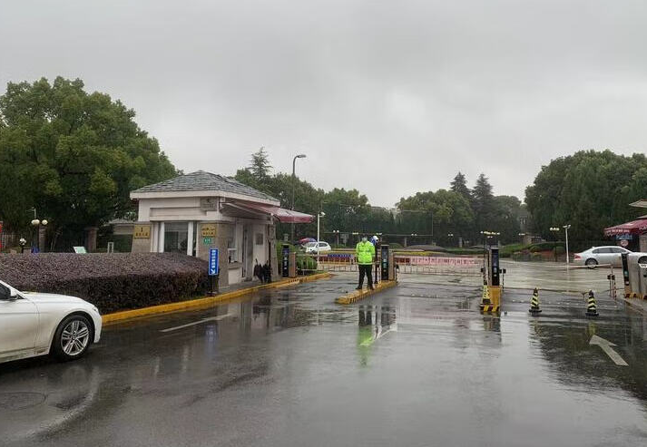 上海市浦东新区汤臣高尔夫别墅1栋北2区 