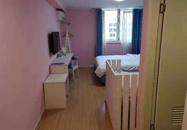 上海市浦东新区沪迪酒店川图路302栋1-5F 