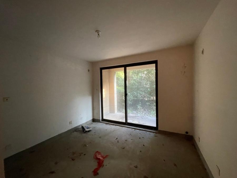 上海市宝山区旭辉澜悦湾28栋1F 