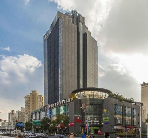 上海市杨浦区新纪元国际广场1599栋11F及地下1F车位 