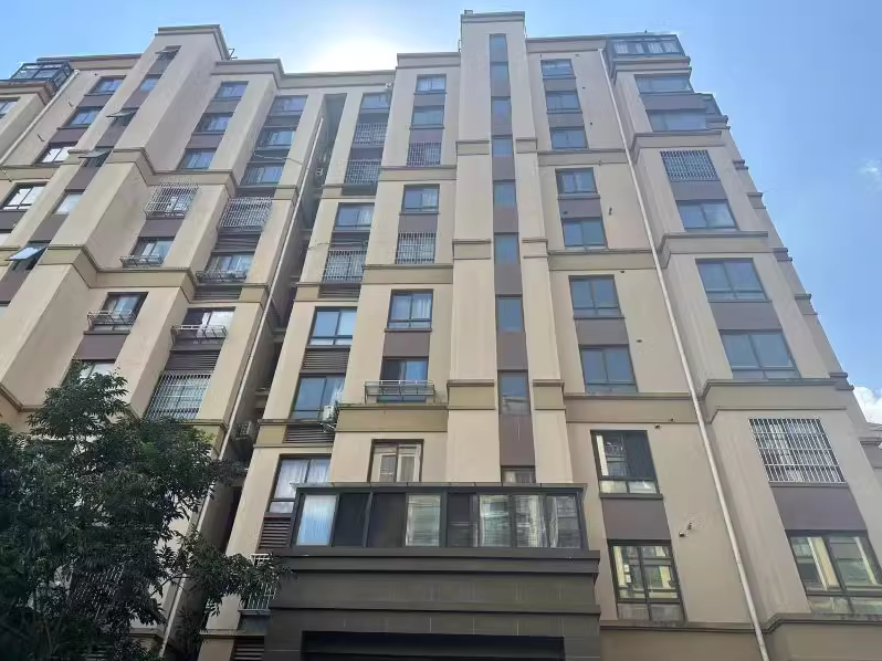 上海市金山区长城逸府59栋3F 