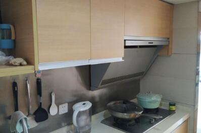 上海市奉贤区中心公馆8栋20F 