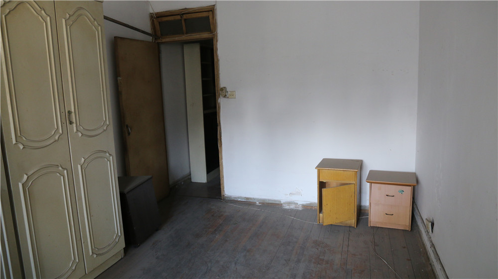 上海市黄浦区蒙西小区867栋6F 